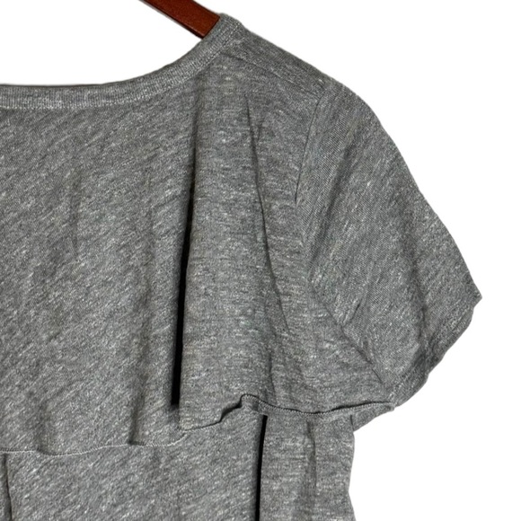 Chaser Tiered Ruffle Back Crew Neck Short Sleeve Knit Heather Gray T-Shirt M - Picture 12 of 16